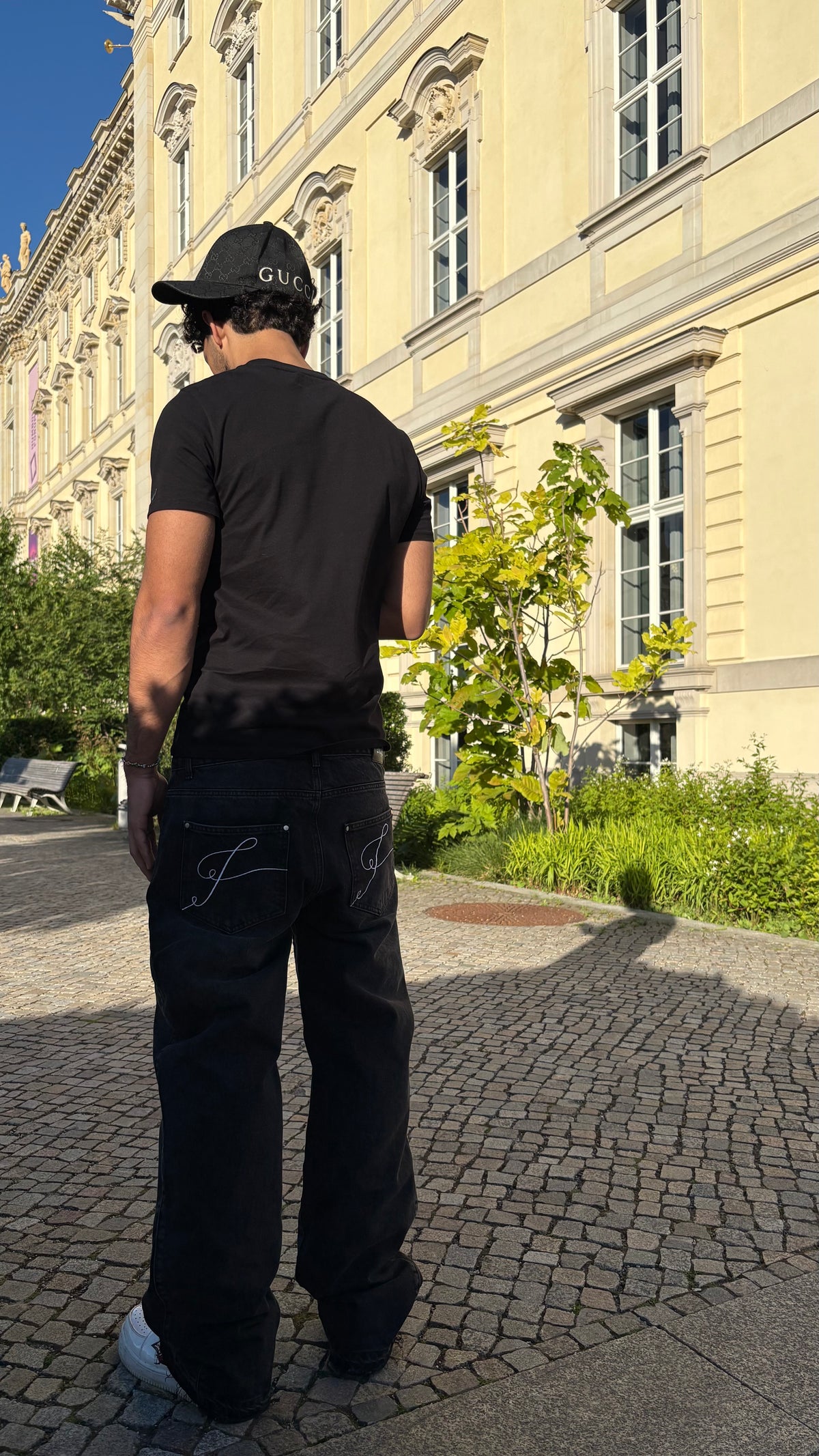Flared Jeans 01